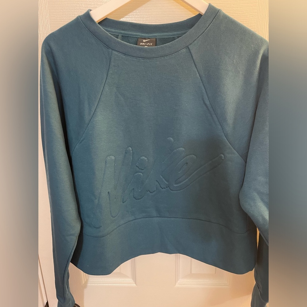 Dark Green Cropped Nike Sweatshirt - Size Small - worn once. Like new.